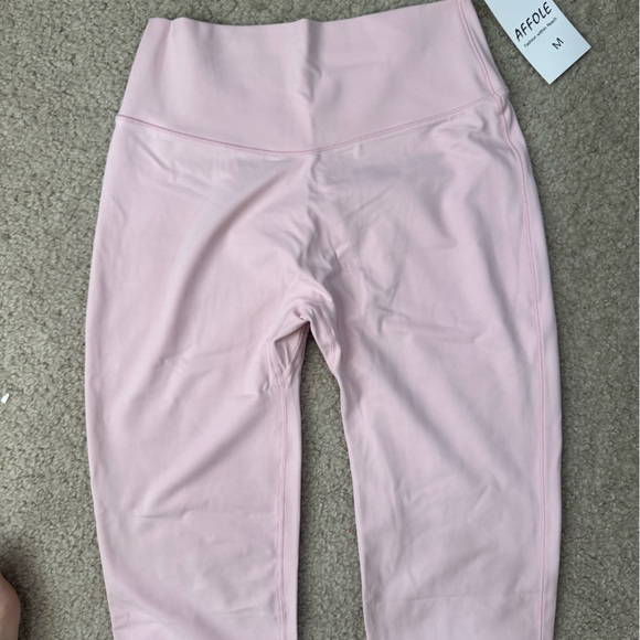 Pink Ruched Leggings - Picture 3 of 4